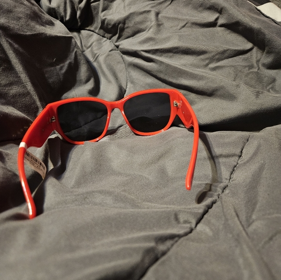 Torrid Cat eye sunglasses - Picture 3 of 4